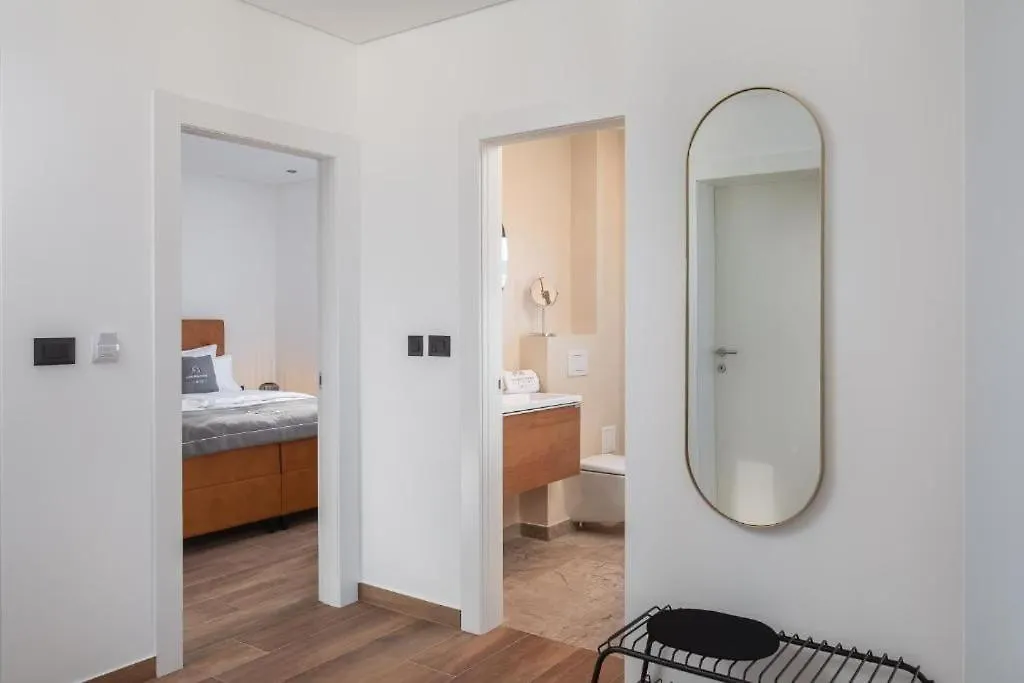 House And Home Slatine - Penthouse Apartment