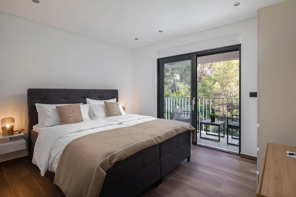 House And Home Slatine - Penthouse Apartment 0*,